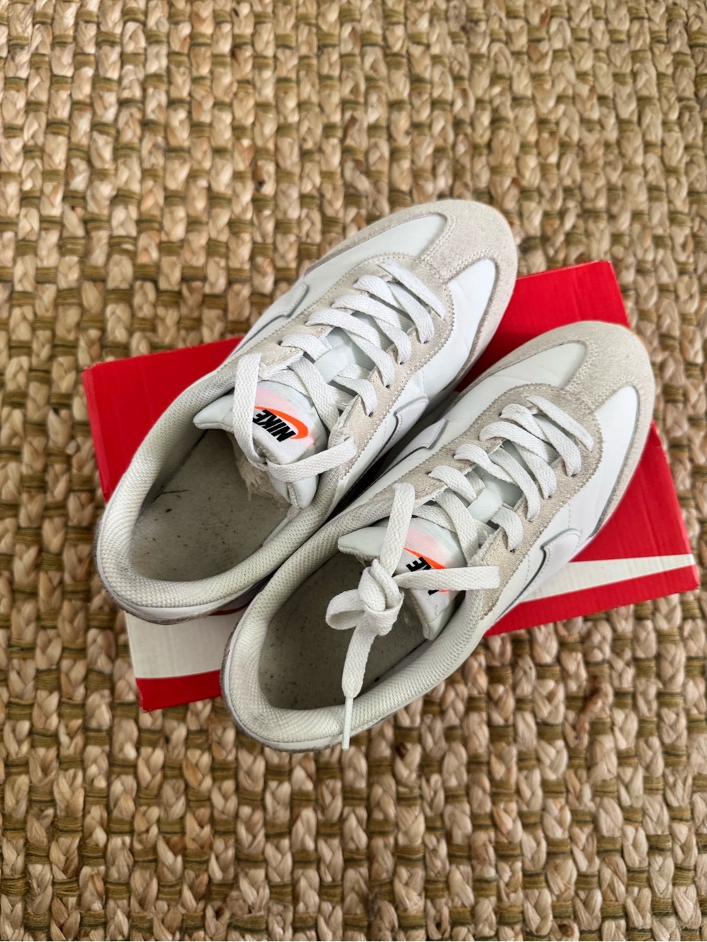Women’s Nike Pacific White - Picture 6 of 10
